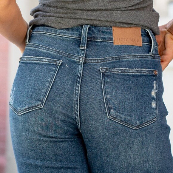 NWT Judy Blue Buffalo Plaid Patch Mid Rise Cuffed Boyfriend Jeans l Plus Size 24 - Picture 5 of 10